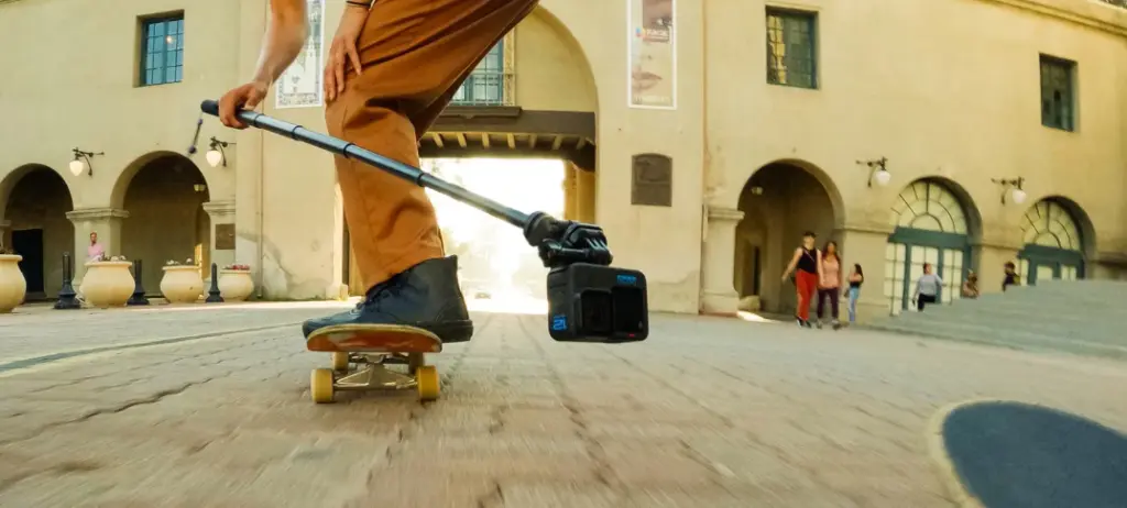 Soporte_Extensor_GoPro_sumergible_1.webp