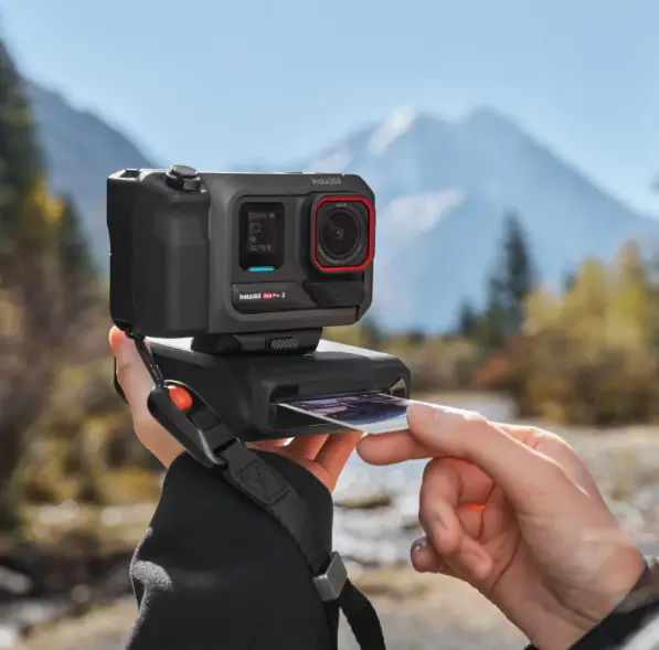 Cámara_Insta360_Ace_Pro_2_Combo_Impresora_Flash_3.webp